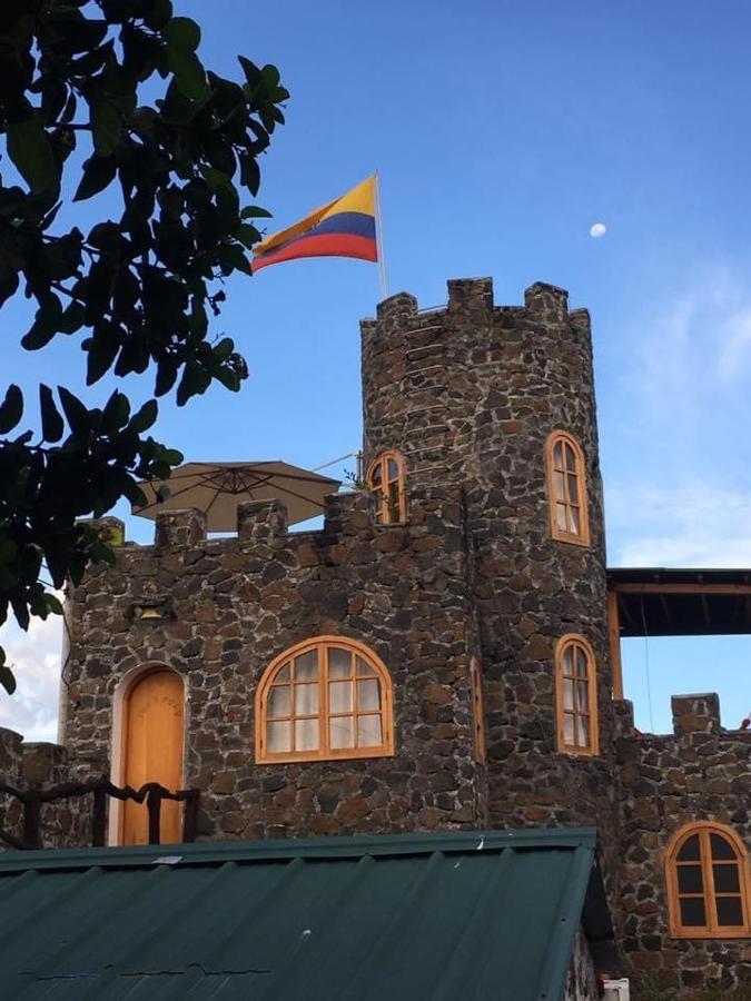 La Fortaleza De Haro Puerto Ayora  Bagian luar foto