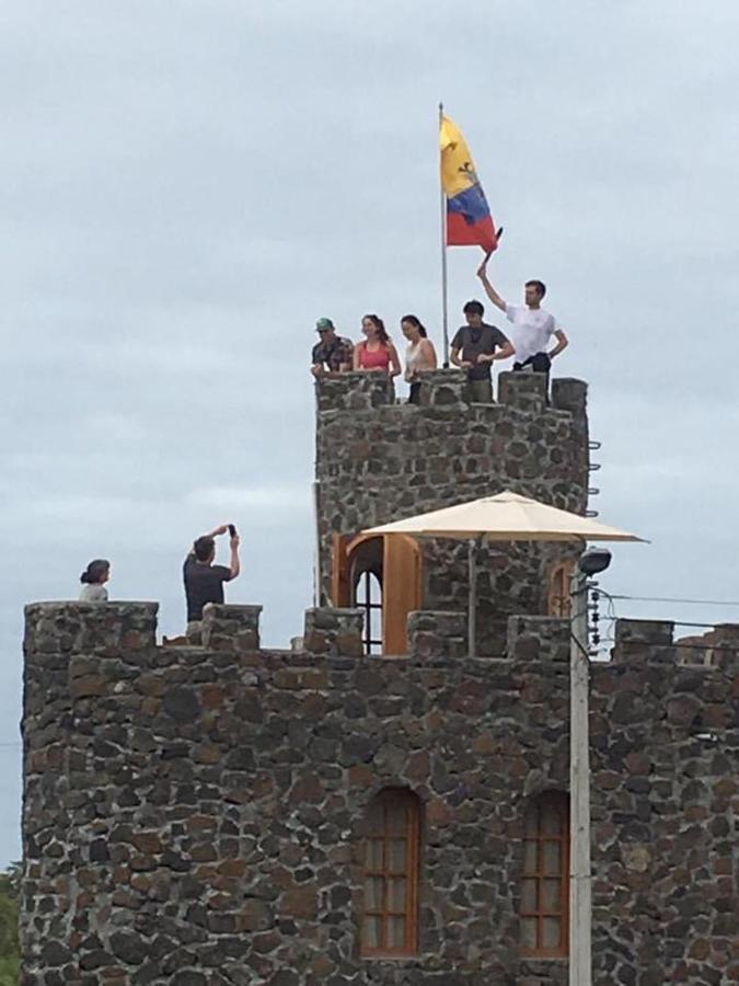 La Fortaleza De Haro Puerto Ayora  Bagian luar foto